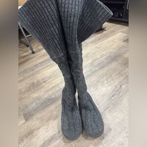 UGG Over The Knee Twisted Cable Knit Pull On Sock Boots- Gray, Women’s Size 9